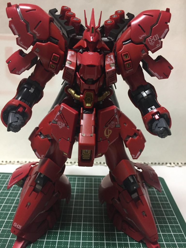 展開するフレーム部分をシルバーで塗りたくて…