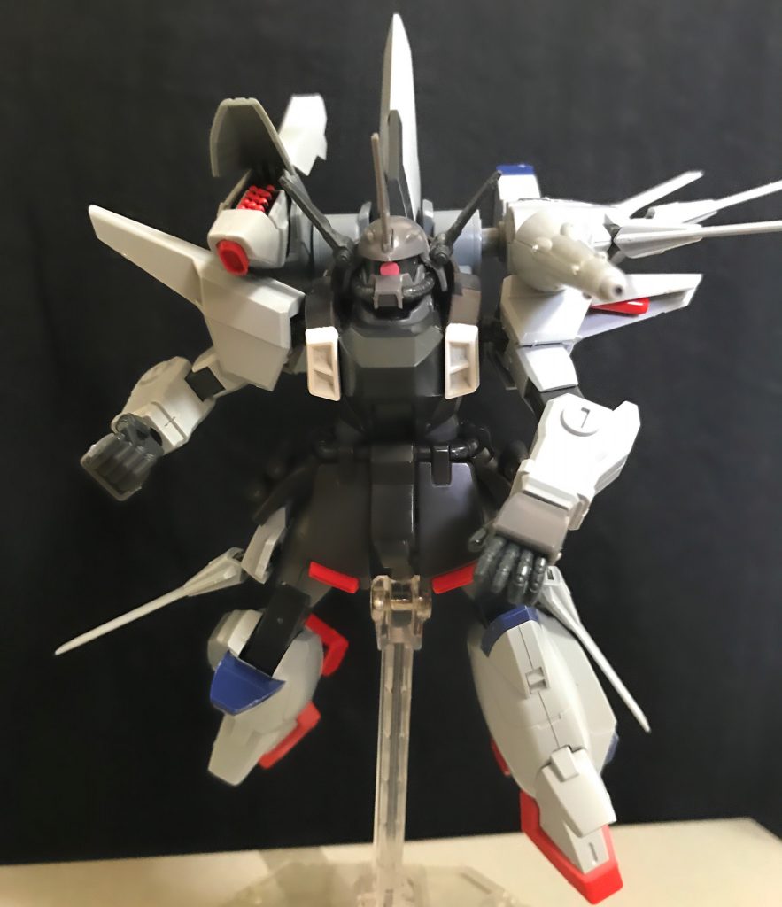 パーツ差し替えでブレイズウィザードにもなる。