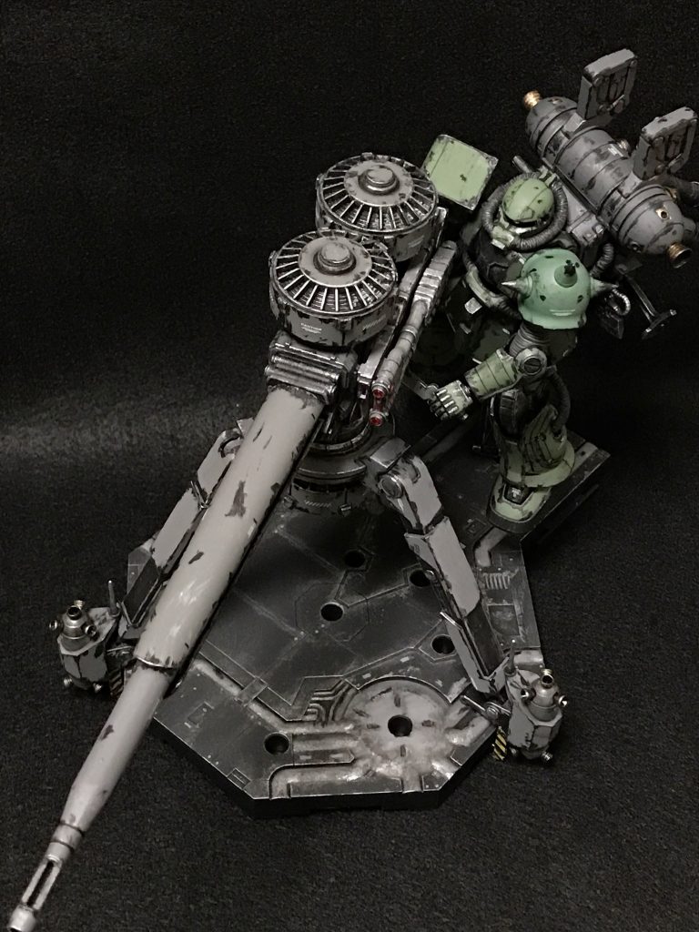 HG 1/144 MS-06量産型ザク+ビッグガン–3枚目/制作者：@gyuuuutora