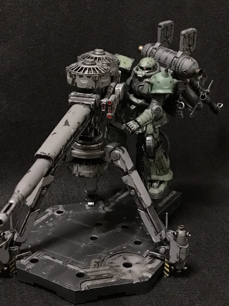 HG 1/144 MS-06量産型ザク+ビッグガン–2枚目/制作者：@gyuuuutora