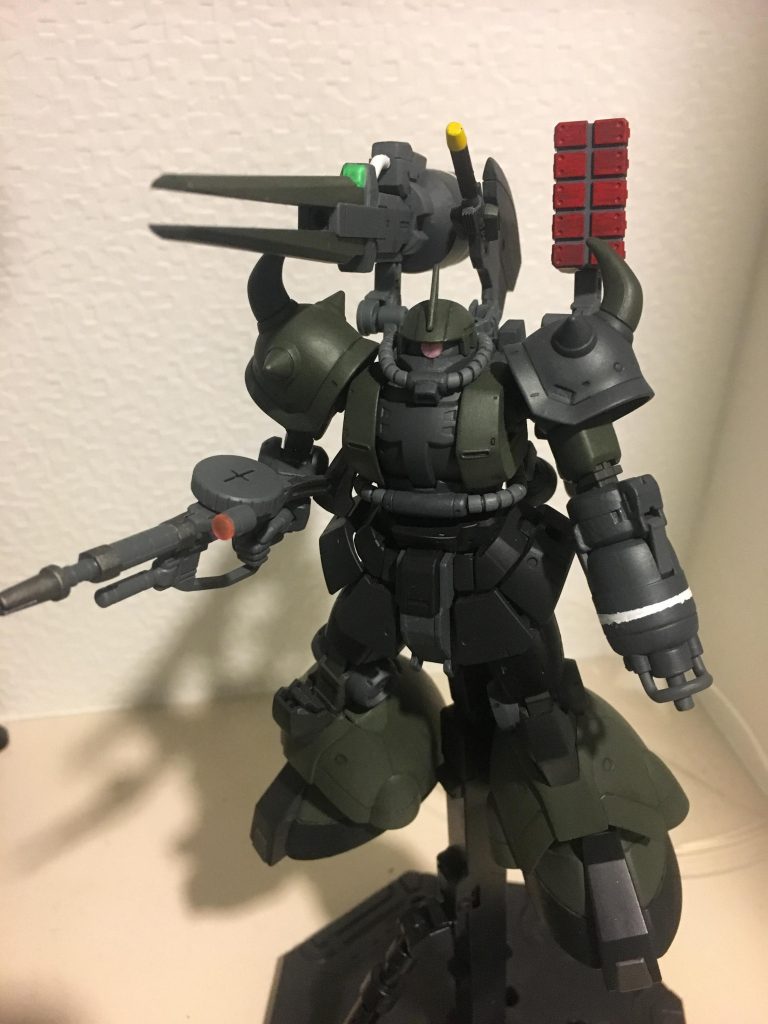 胴体はほぼオリジンのMSのパーツでまとめてます。型パーツはグフの物に交換して06Gを意識して組みました。