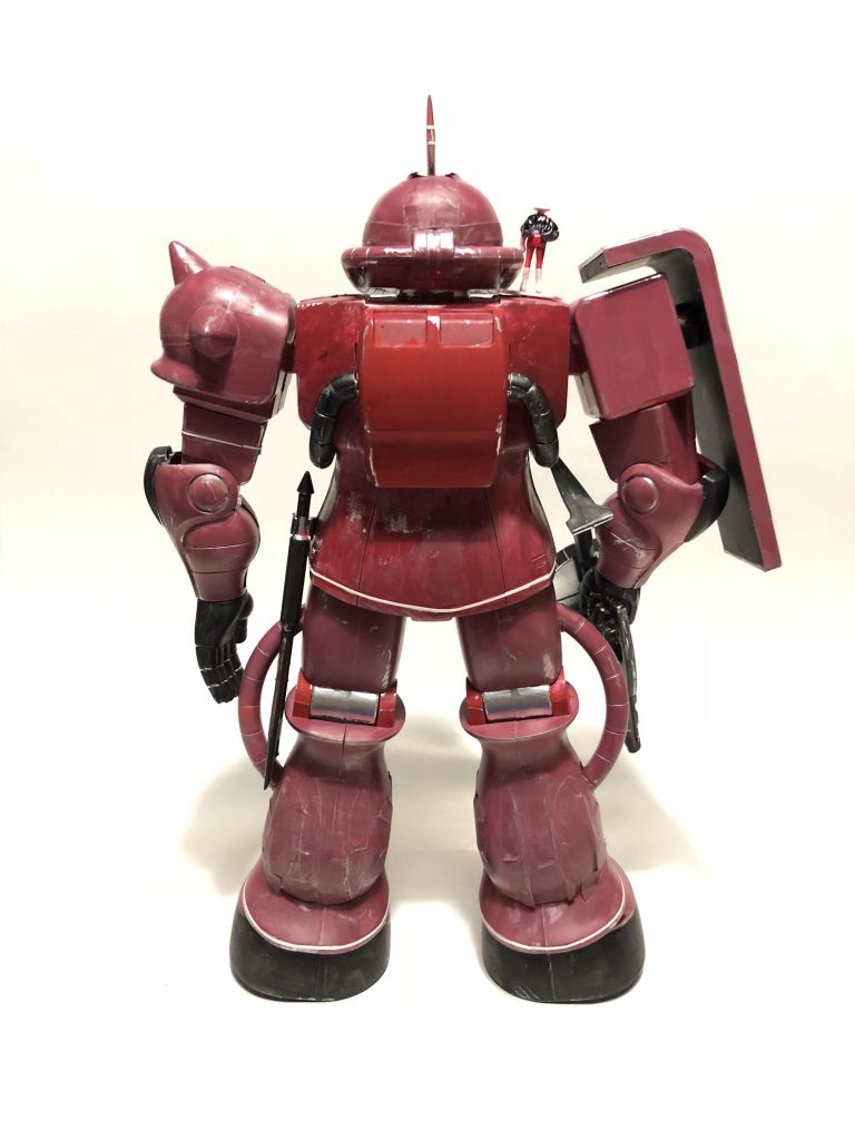 うしろ
 
シンプル
 
通信の3倍の速度を出せそうな装備は一切ない。
 
多分パイロットの技能と精神力のなせる技なのだ。
 
あくまで多分。