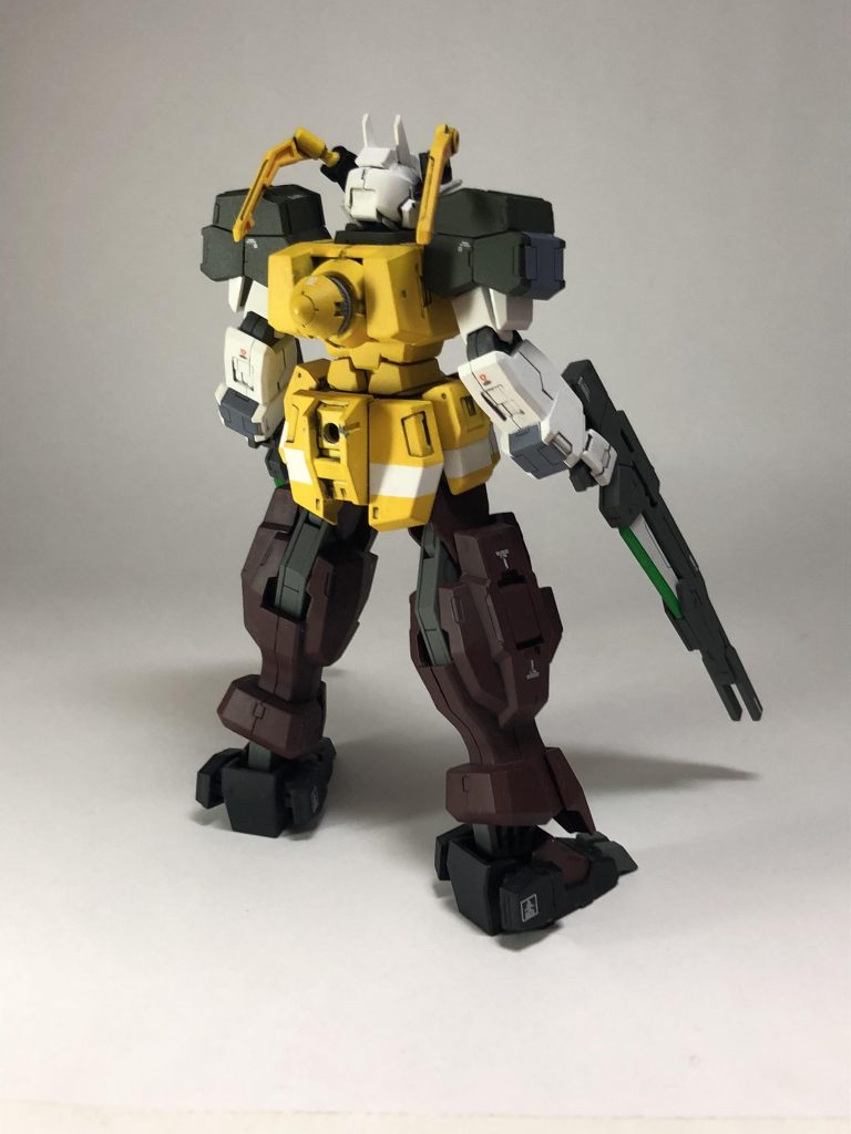 『バック(本体のみ)』
背中のGNドライヴはHGエクシアリペアⅡ(アメイジングエクシアの余剰パーツ)から持ってきました。