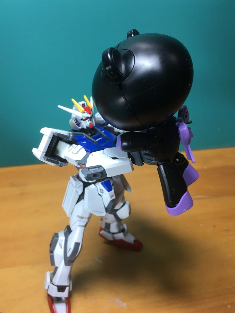 「そう？どんな遊びしたのかな？」
「うん。あのねあのね、ハンブラビせんせいが、もびるあーまーけいたいになって、せなかにぼくをのせてね、おそらをとんだの！！きもちよかったよ！！あと、どっじぼーるでどらごんべびーちゃんがすごくつよかったんだよ！！」
「お！そうなの。楽しそうで良かったね。」