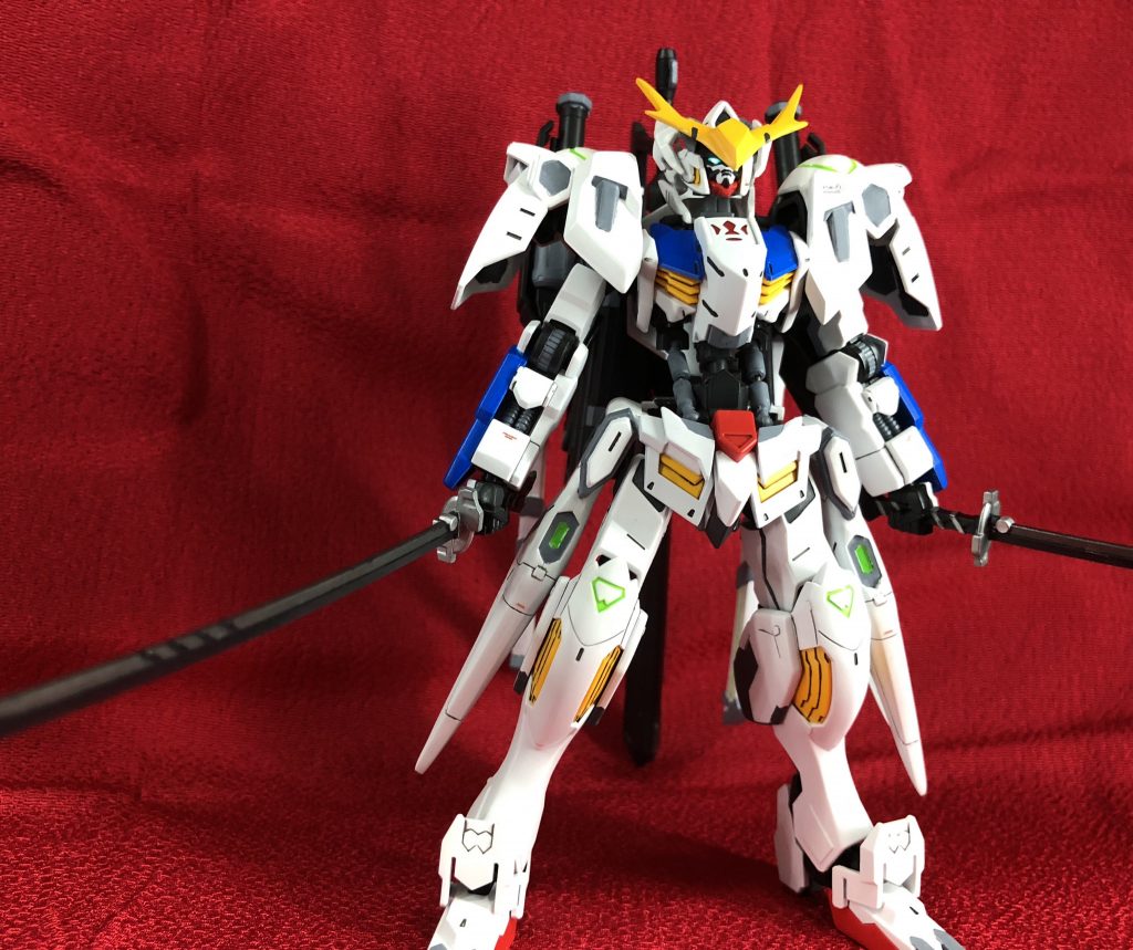 追記(赤背景)
角のパーツを作り直しました。