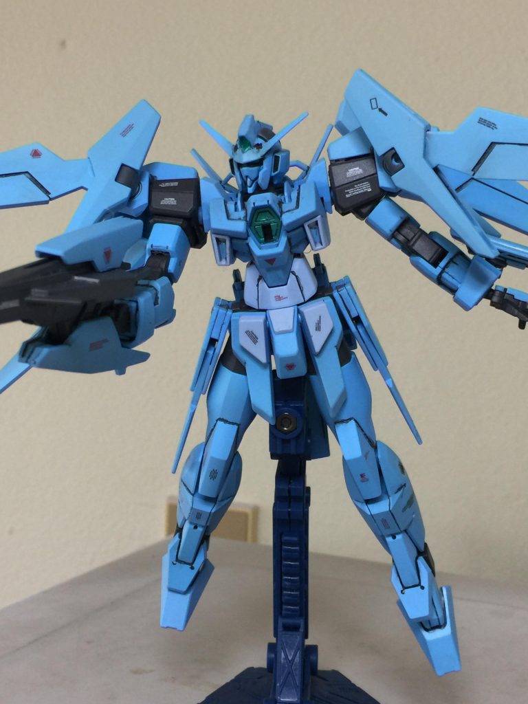ガンダムAGE-2特務隊仕様(シグレ・トウガ専用機)の通常武器 ハイパードッズライフルを装備した アピールショットです。