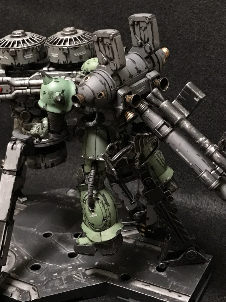 HG 1/144 MS-06量産型ザク+ビッグガン–4枚目/制作者：@gyuuuutora