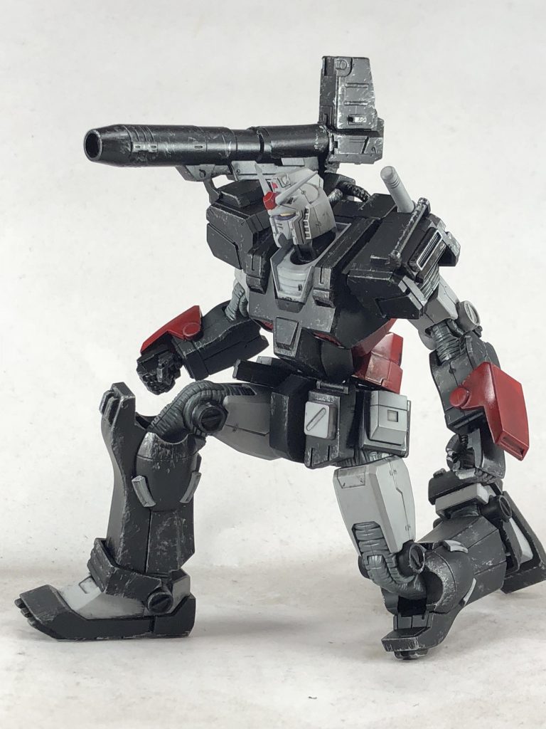 MSDヘビーガンダムは可動面ではかなり優秀で、ボディを流用した都合かなり動けるようになりました。