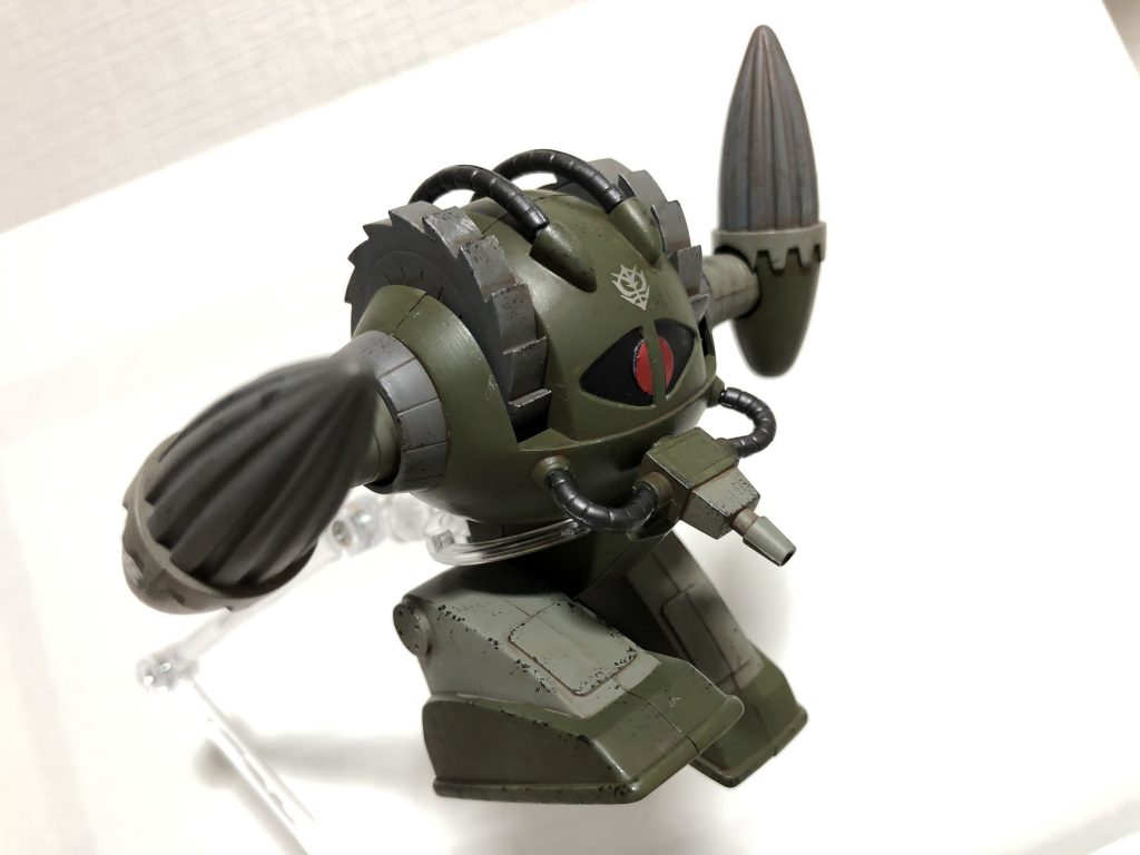 手足がほとんど動きません。