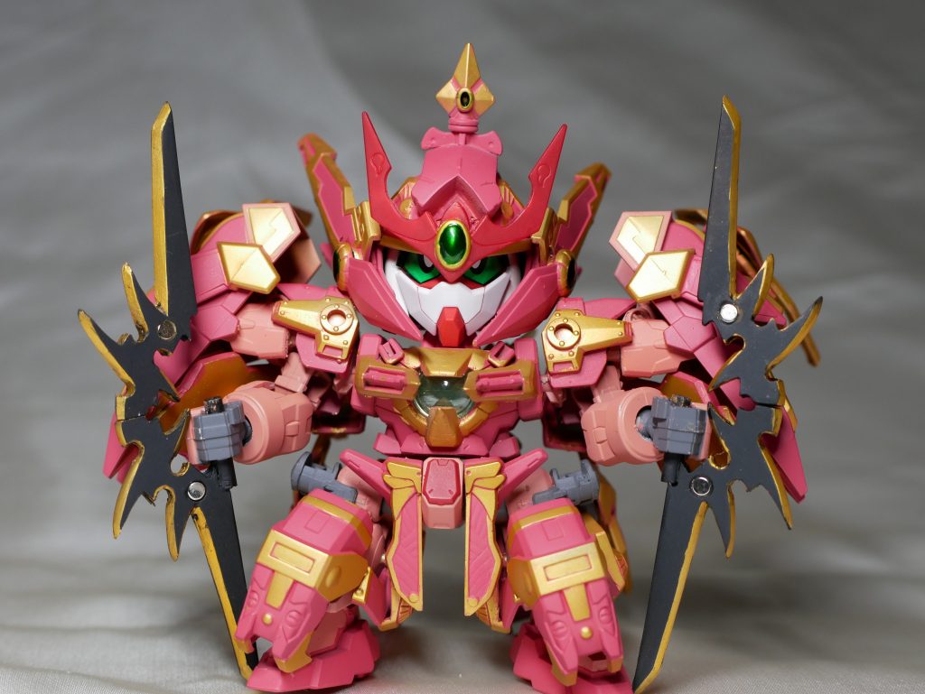 ヴァジュラ大刀モード、近接格闘仕様
雷の力で切り裂く