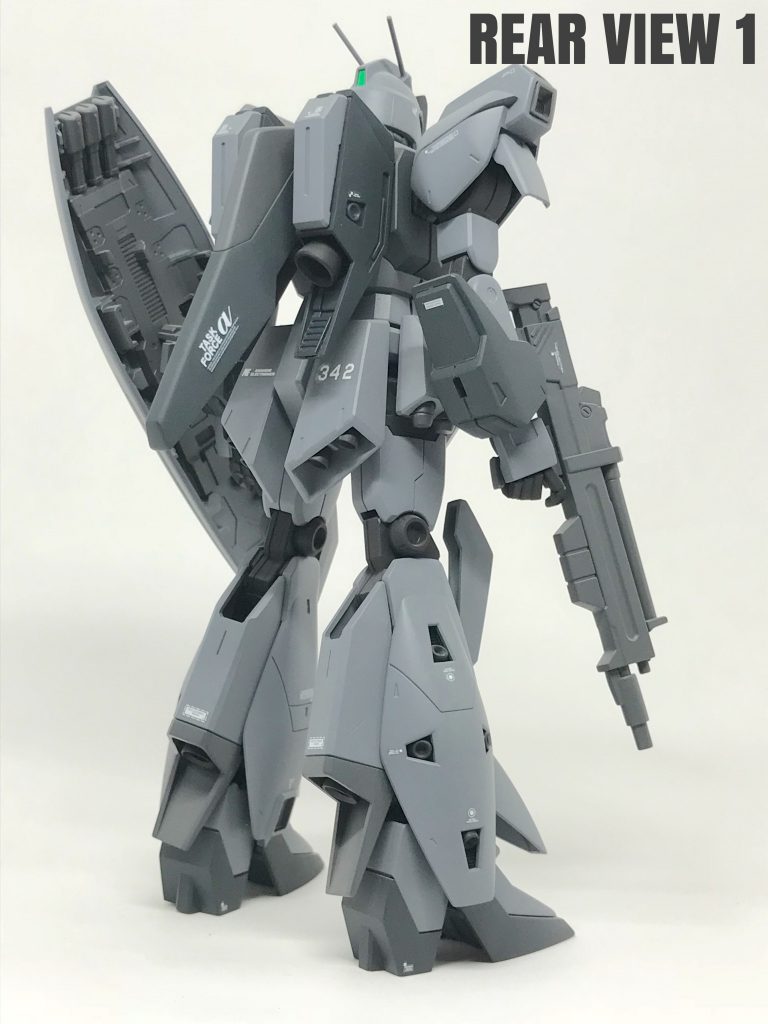 ゼータの系譜に連なりますが、ゼータプラス
とは異なる設計思想で生み出された機体。
BWS（バックウェポンシステム）採用に
よる廉価版ゼータガンダムという残念で
中途半端な機体ですが、デザインは好き
です。(๑˃̵ᴗ˂̵)