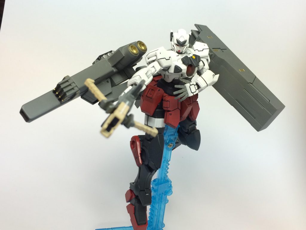 完成は2016年8月の始め

嫁艦をガンプラで再現したいと思い作成しました