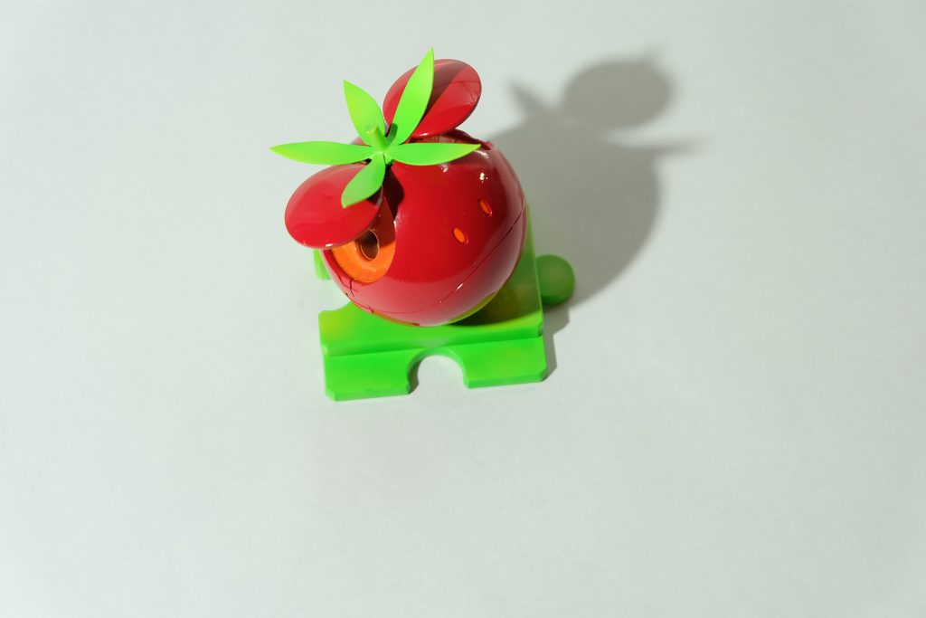 ヘタの部分は大人しくスクラッチしました。
総作成時間3時間ほど