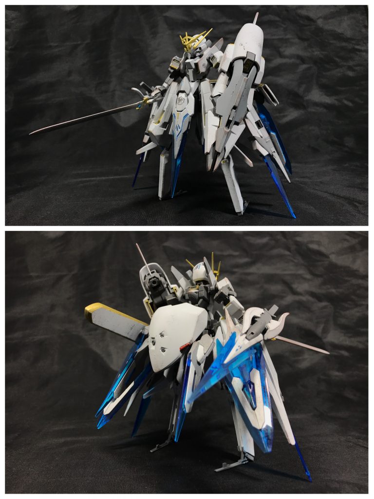 ## [復元古操兵〝普遍〟フレッシル・アウスラ・シルフレイ]
自由都市同盟を拠点とする若き技師ルント・デルフィンが旧大戦時の遺跡から発見したコアユニットを元に復元した〝普遍〟を冠する古操兵。

汎用性に秀でた性能を持つ普遍の古操兵をベースとしているため、様々な武装、装備への適応性が高く、各部の装備ラックを介して様々な武装を装備、運用することが可能である。

また、脚部には、魔導工学、科学技術複合式ホバーユニットが装備されており、聖刻歴830年代時点で残されている科学技術では性能の完全な復元には至っていないものの通常の操兵と比較して非常に高い機動性を誇る。