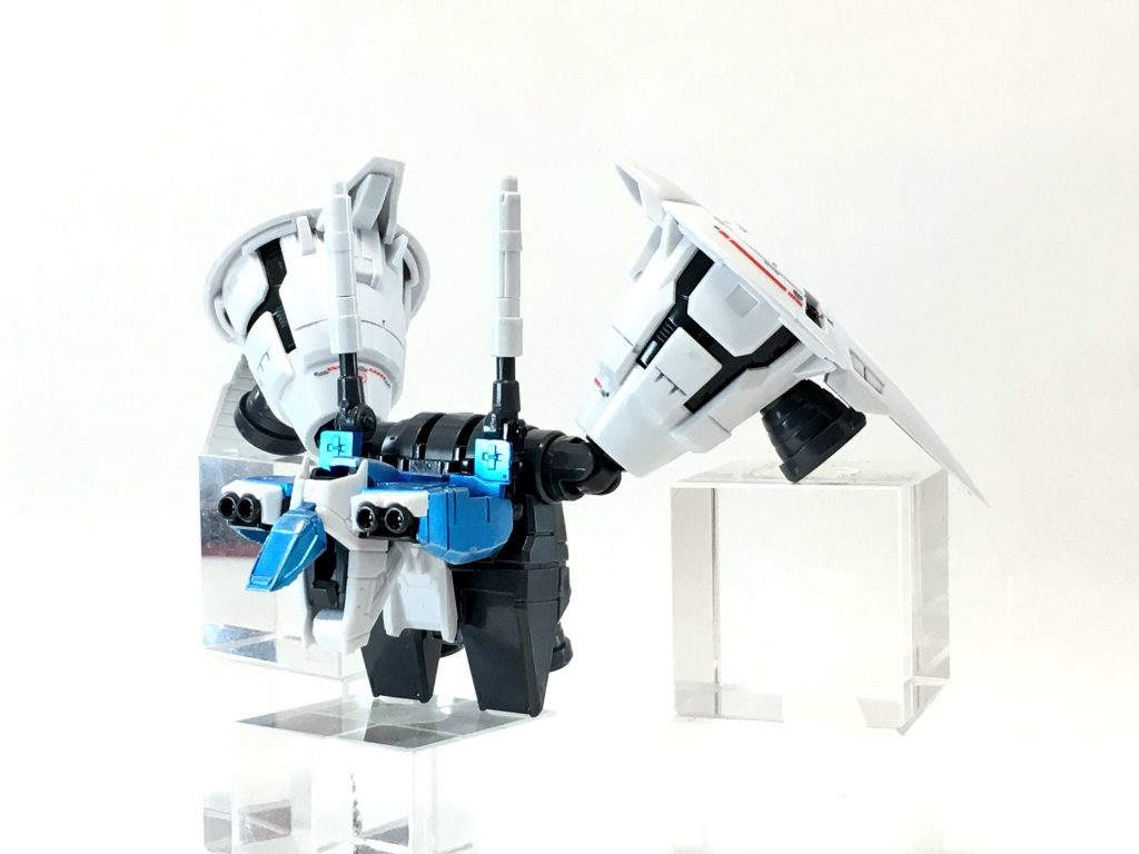 コア・ファイターⅡ-Fb
ランディングギアの差し替え以外コア・ブロック・システムのギミックがしっかり再現されています。やっぱり大型のバーニアは心が踊るなぁ…！