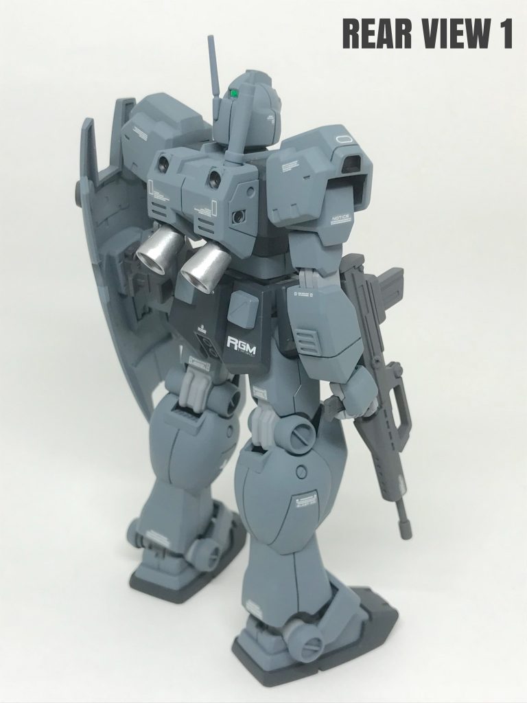 こちらも、合わせ目消しと後ハメ
だけで無改造です。