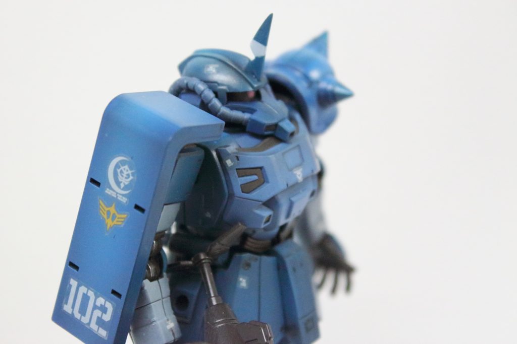 (´・ω・｀)サイド寄りバストアップ