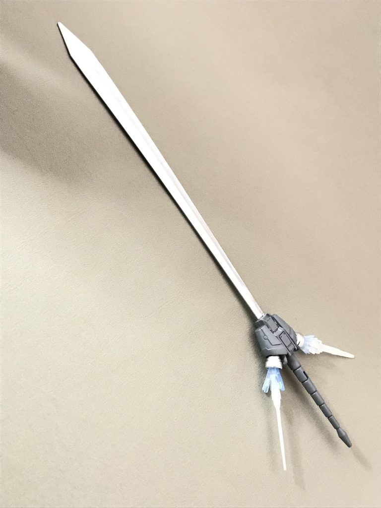 デュランダルバスターソード
推進力を得て高速で敵を貫く設定。