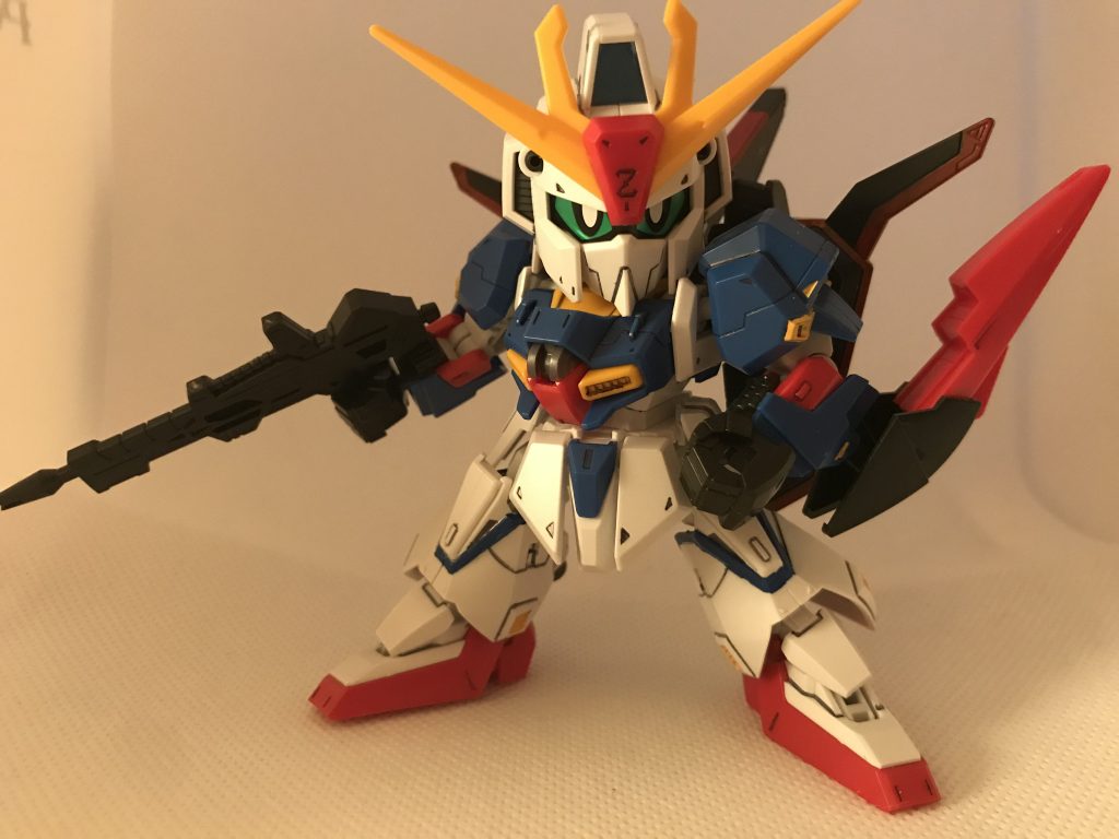 変形がオミットされてプロポーション重視になった為凄く動くゼータガンダムです。
約19年ぶりにSDガンダムとしてゼータガンダムがリニューアルされたのは嬉しい限りです（＾ω＾）