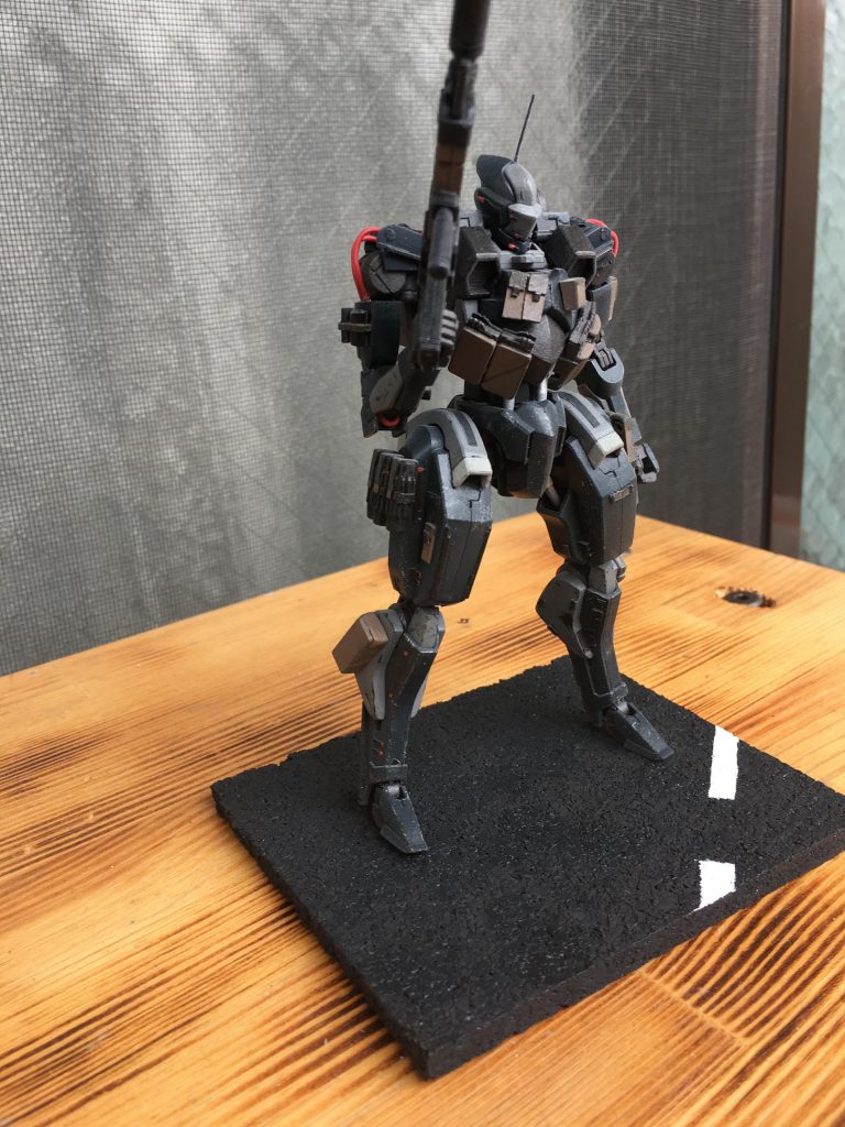 人型武装オートマトン–2枚目/制作者：さね