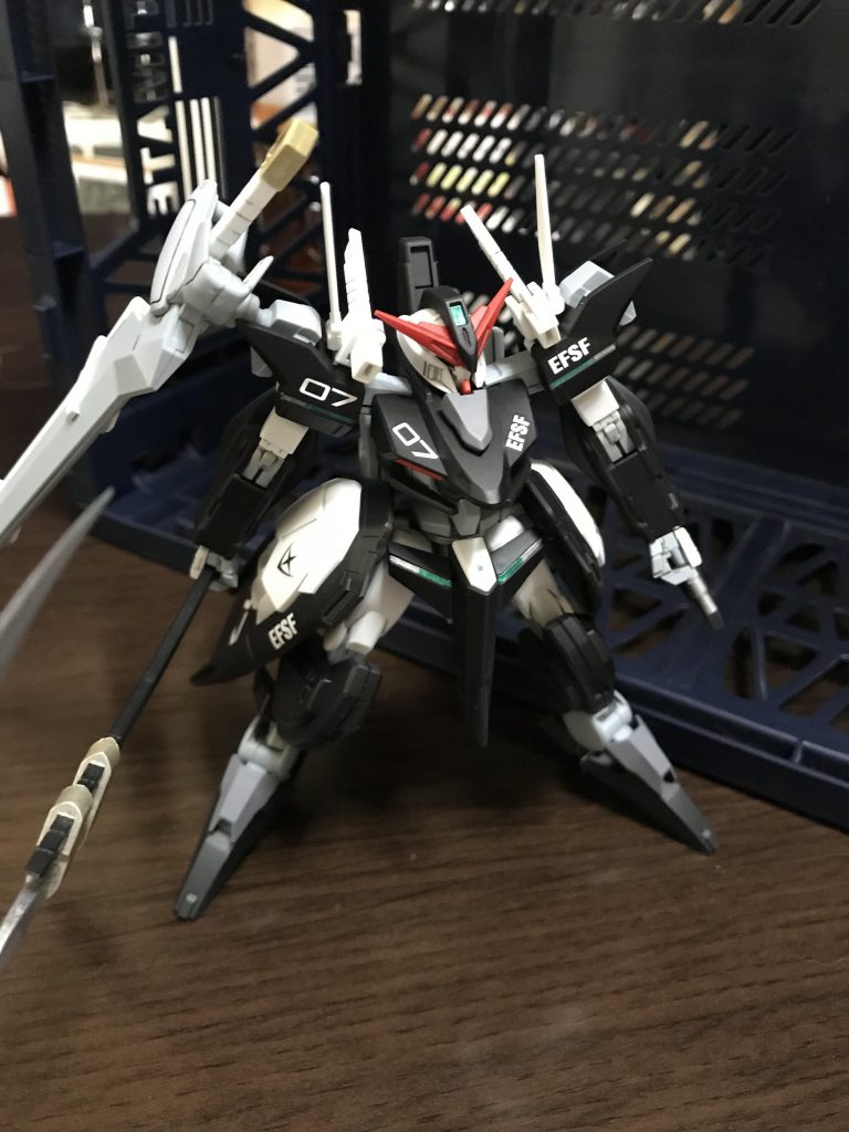 ガンダムスローネツヴァイ–9枚目/制作者：真樹京介