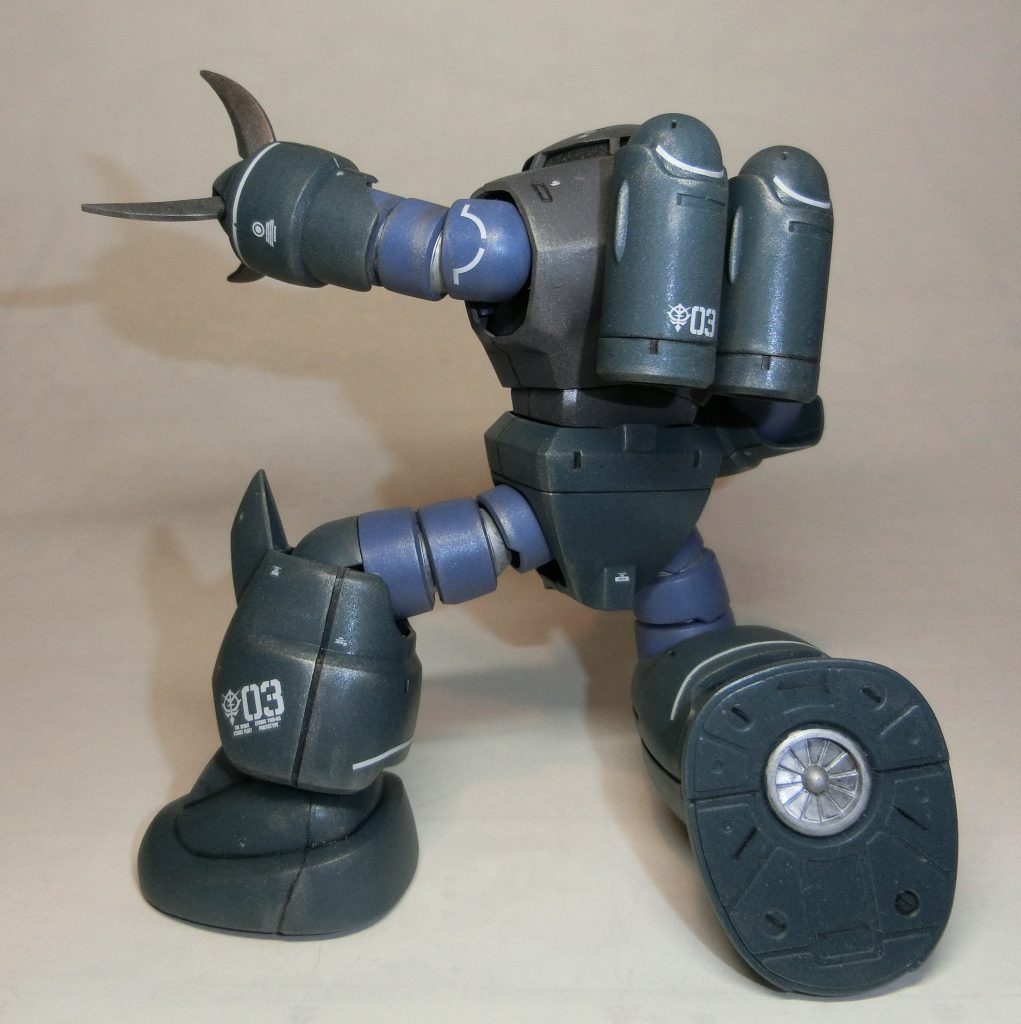 組みながら思いつきで銀を部分塗装、ウェザリングマスターでフィニッシュです。