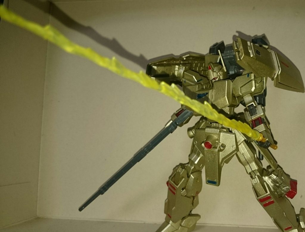 フルアーマー100式–3枚目/制作者：アレス