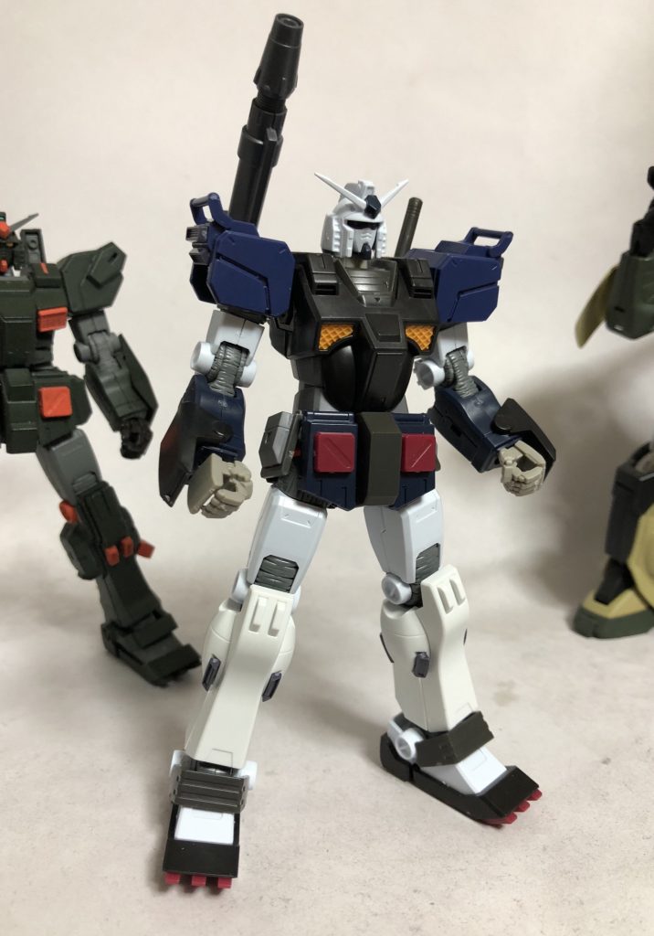 塗装前。MSDヘビーガンダムは拳もなかなか良造形と思ったので使いました。