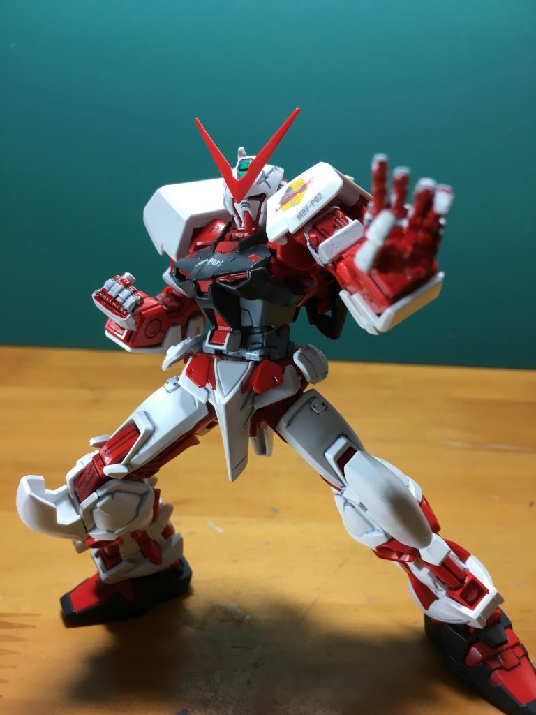 　[旧版](https://gumpla.jp/hg/34003)と同様、握り拳、格闘ポーズの手首は「極め手1/144 角・ハンド　グレイ」を使用。

　塗装はガンダムマーカー中心です。
バックパック類白＝Mr.ベースホワイト1000
本体白＝ガンダムマーカー　ガンダムホワイト
赤＝同レッド
緑＝同アイグリーン
金＝同ゴールド
銀＝同シルバー