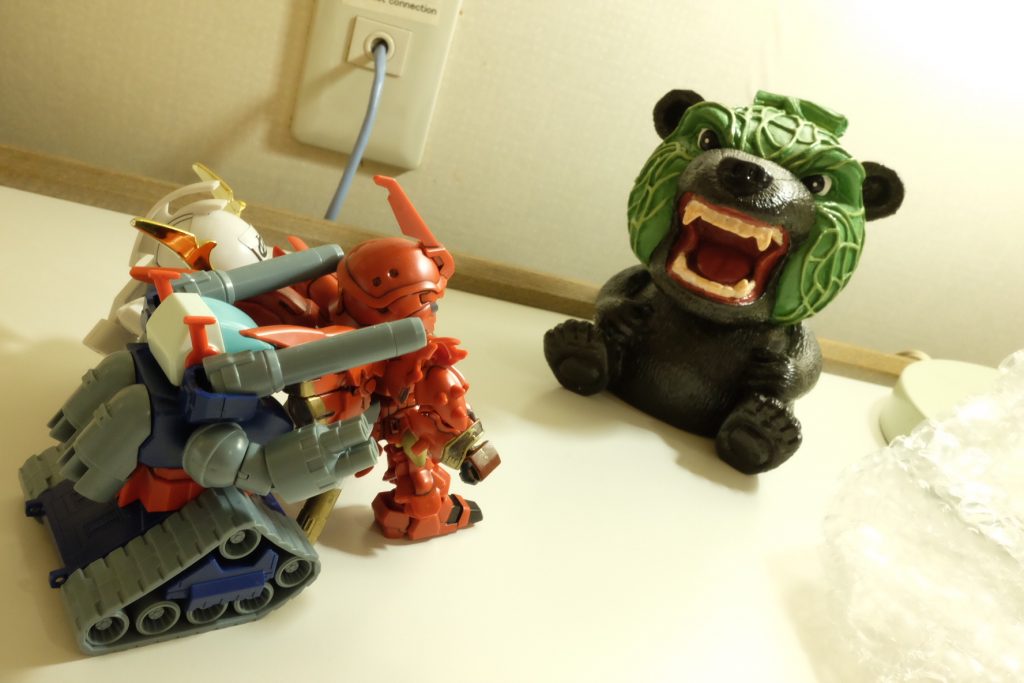 武者∀:むりじゃないよ!  あかいすいせいでしょ!?
タンク:たすけてー!
シナ:うう〜〜!