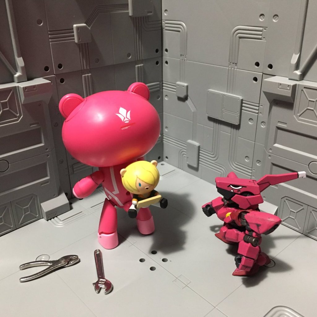 ５代目流星号開発中...　レンチとか小物にもこだわってました。