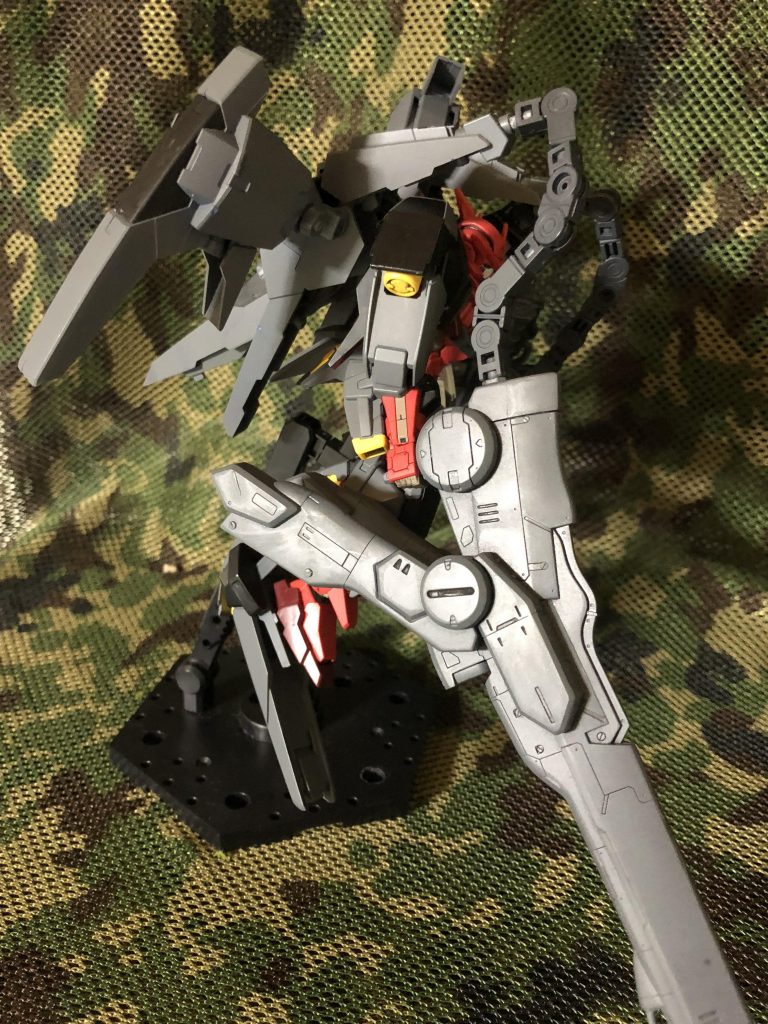 バックパックで後ろのボリュームが増したので手持ちにデカブツを

おっきい武器は絵になるなぁ♨︎