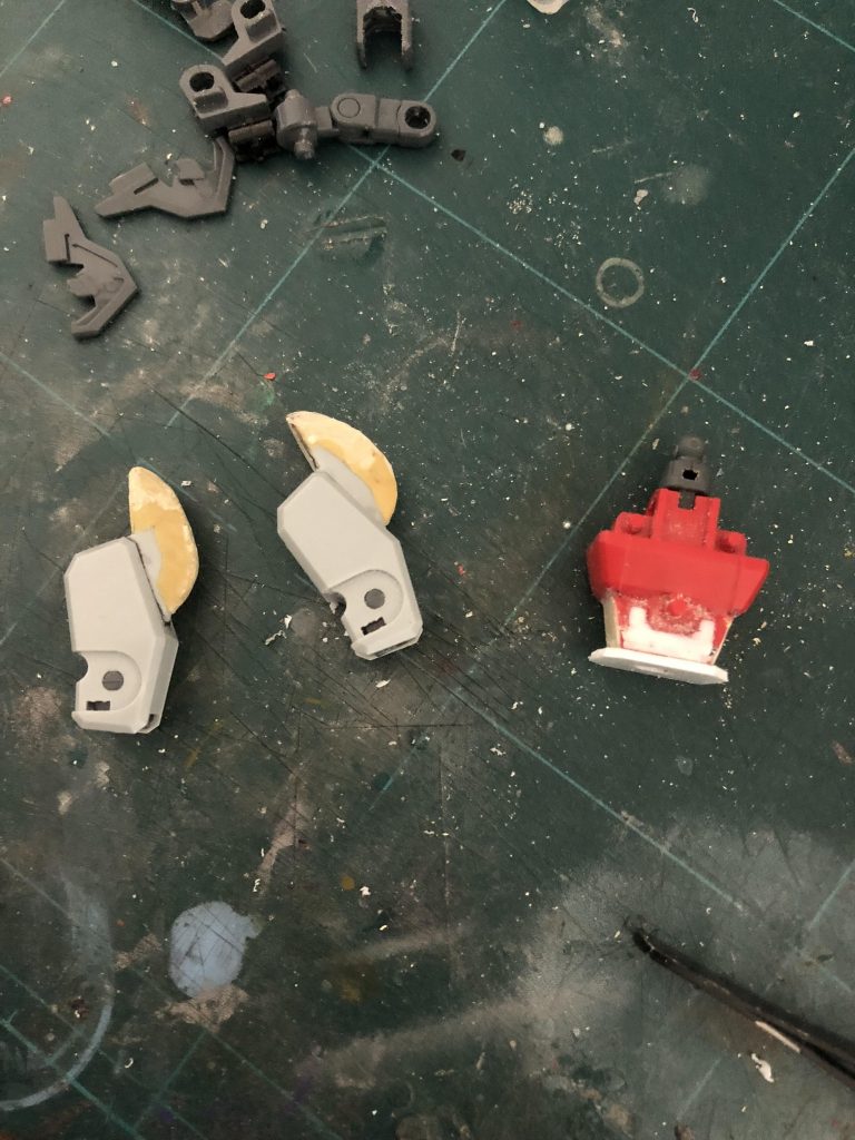 腰延長&スマート化、肘パテ盛り整形