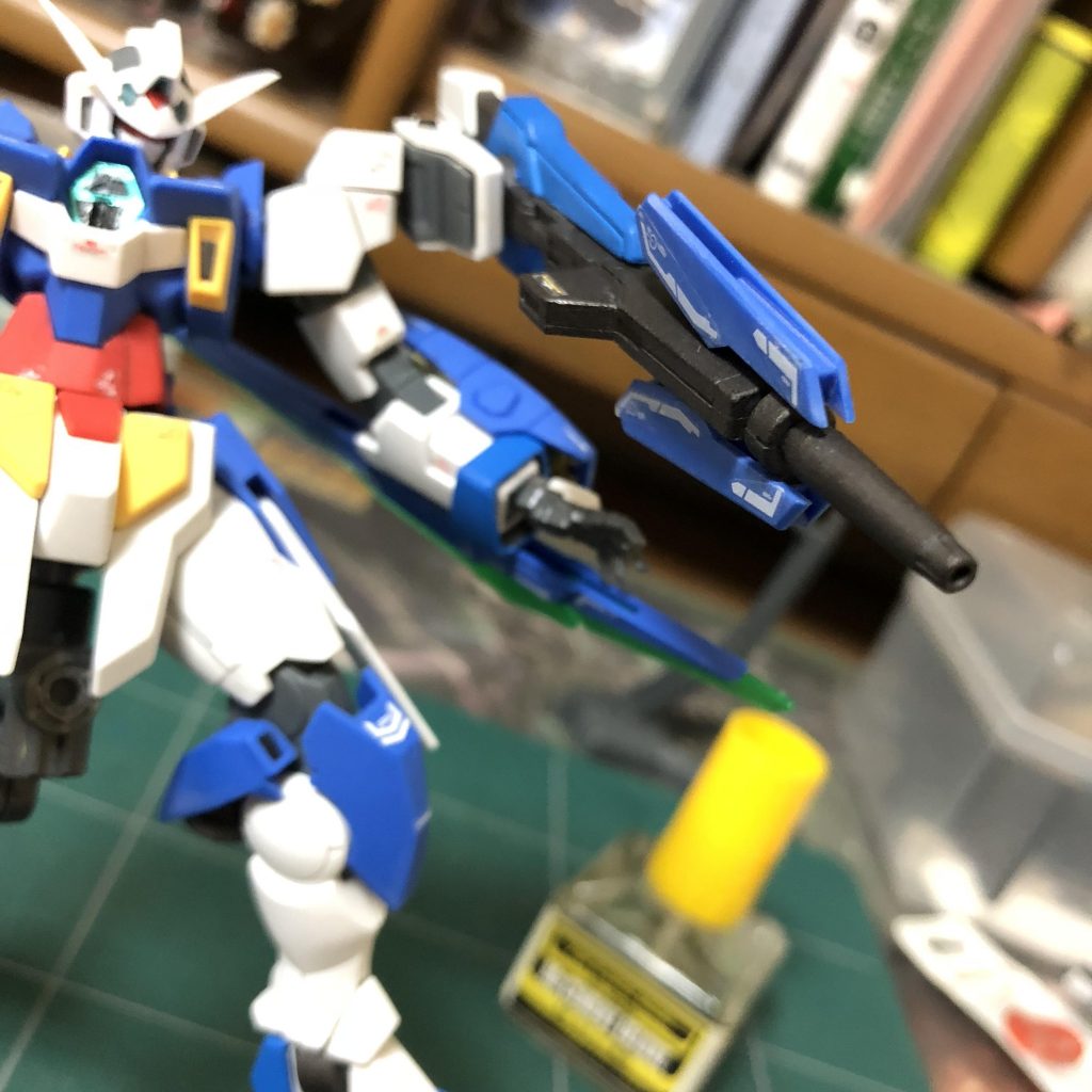 ・*ドッズキャノンⅡ*
威力はドッズキャノンのさほど変わらない。

Sビット-typeC-はここに装備される。

Sビットを装備することによりビームの回転数をそのままに射出速度、即ち弾速を上げることができる。 尚、何故どのような原理で性能が向上したかは製作者にも分からない。