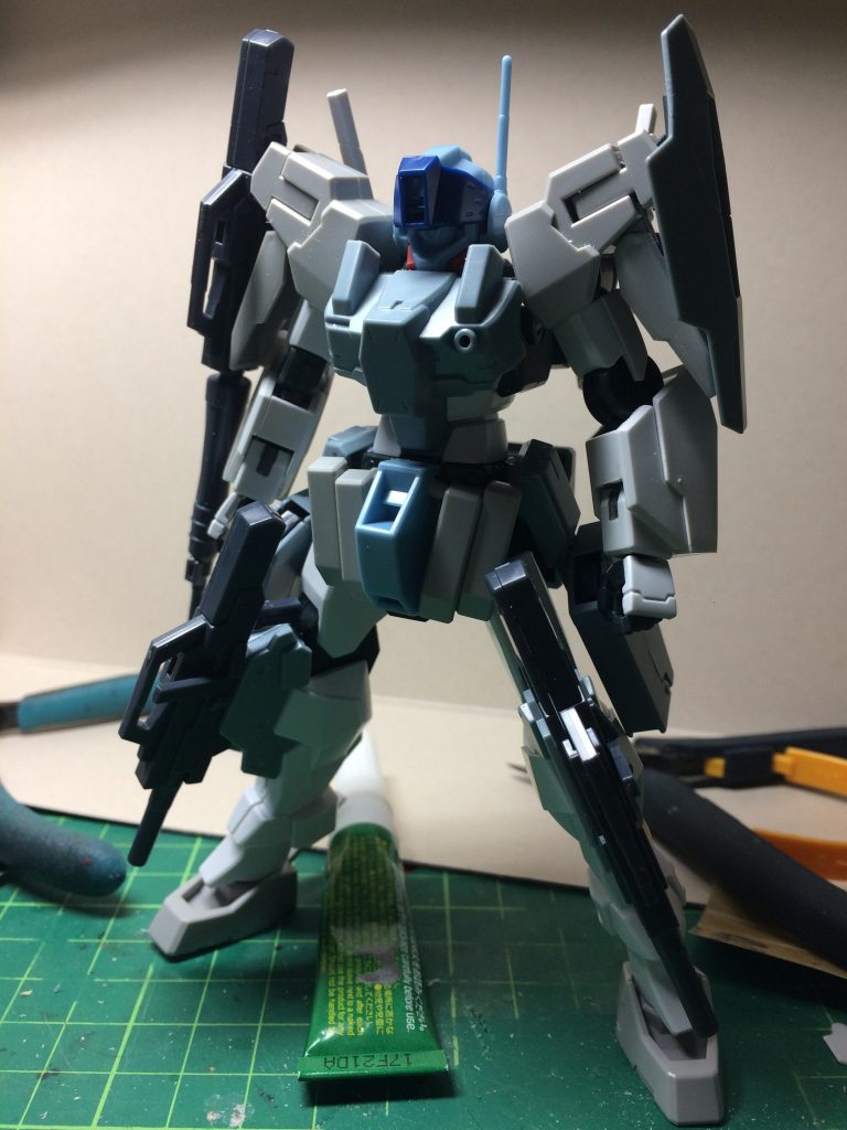 構想段階。頭ポン付けでも結構かっこ良い。