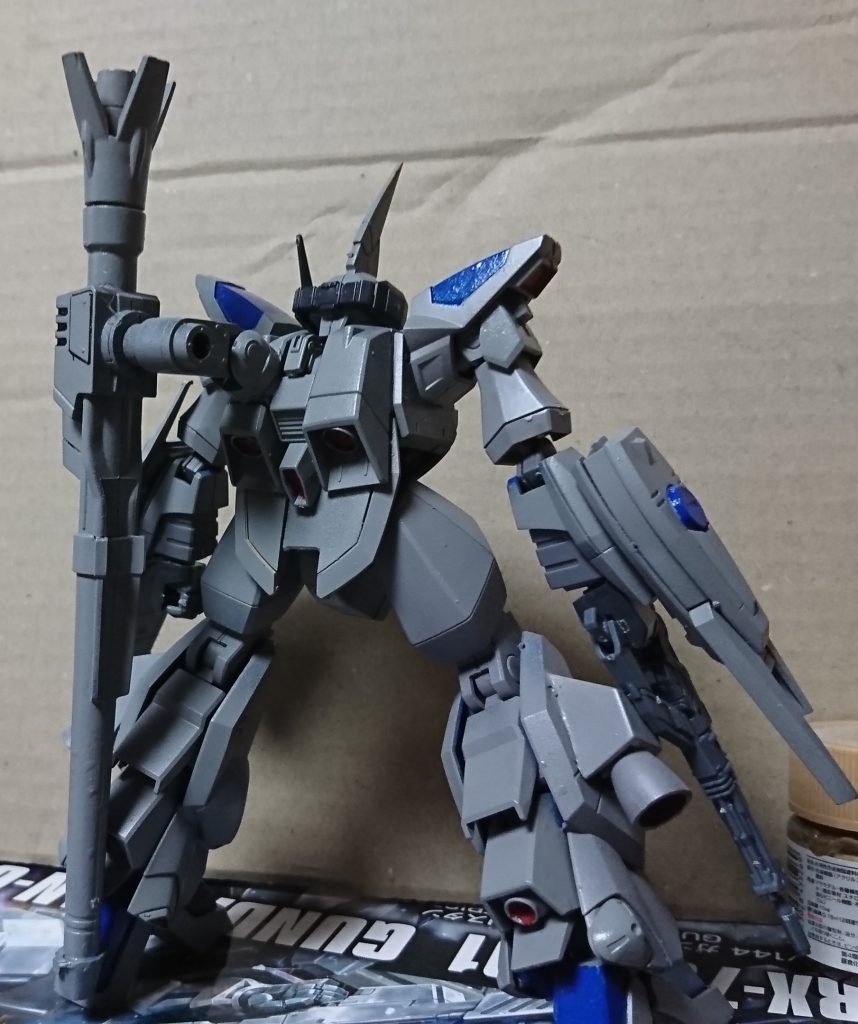 設定　バイアランカスタムと同じく近代化改修されたバーザムの重装備型　最大出力のﾒｶﾞ粒子砲はハイメガキャノン並だが1射で動けなくなる　取り外すこともできるので戦況に応じて汎用的に使える