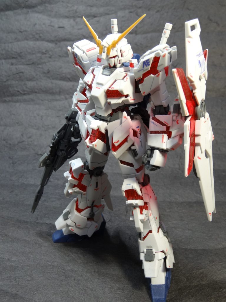 HGUC ユニコーンガンダム [DM]–2枚目/制作者：Atz