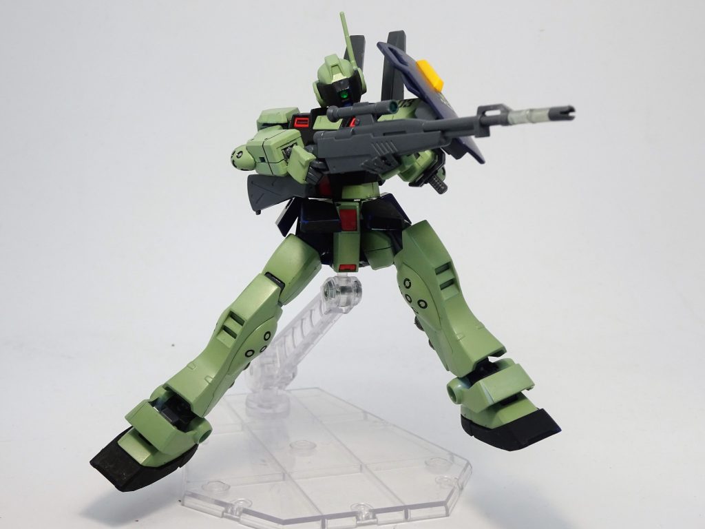 空間戦闘中でのスナイプポーズ