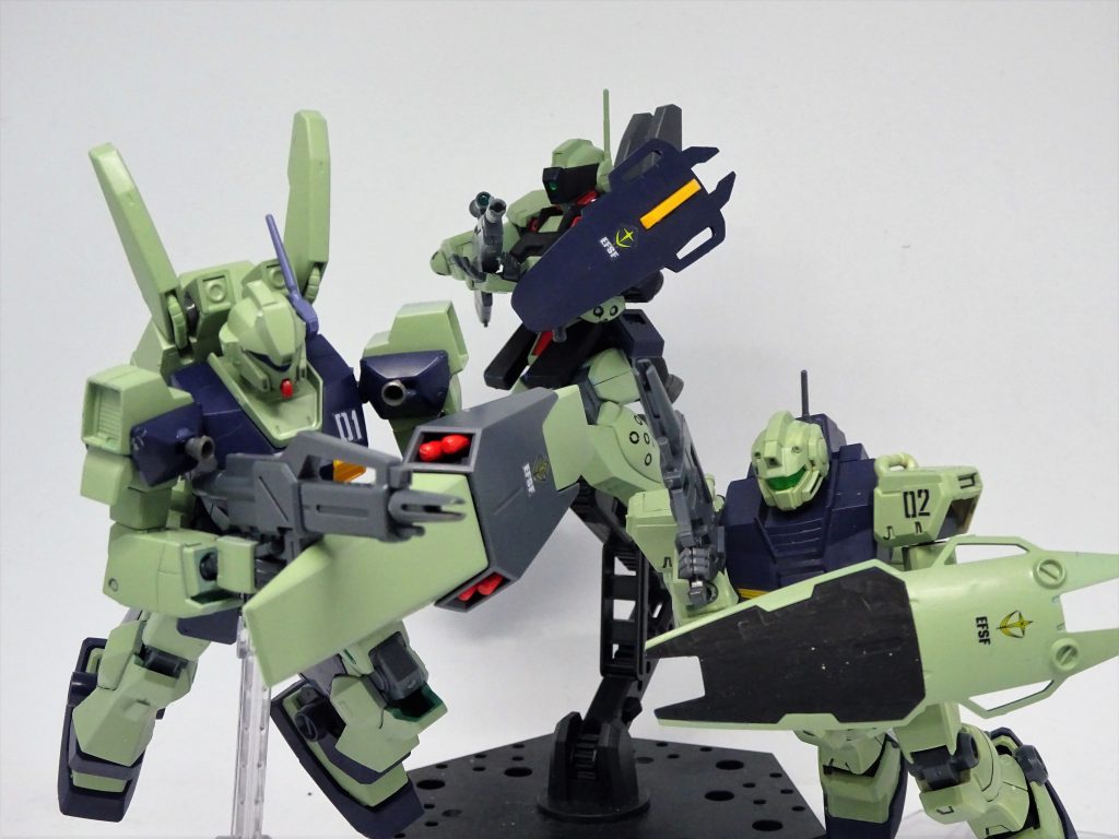 「敵を視認！かかれッ！」