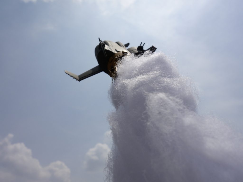 1/2400 ジオン軍機動巡洋艦ザンジバル–7枚目/制作者：Atz