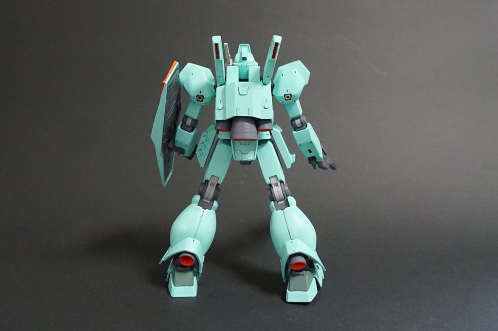 バックパックはプラバン・エポパテにて成型しています。