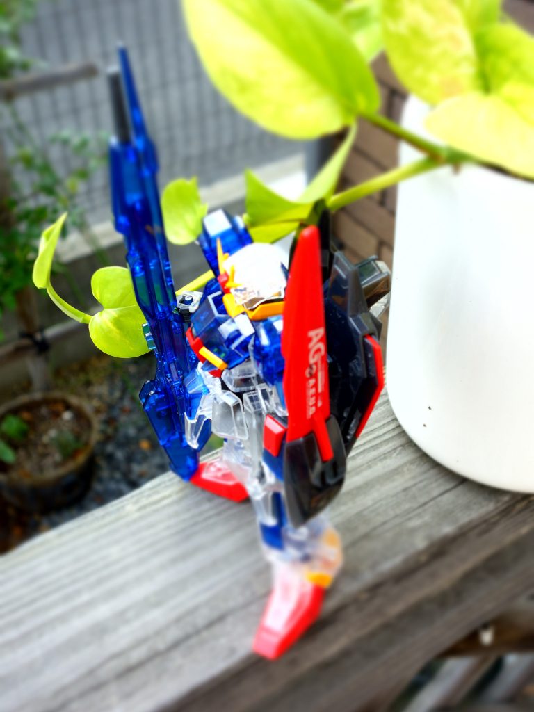 HG Zガンダム 劇場限定版 クリアカラーバージョン–3枚目/制作者：Atz