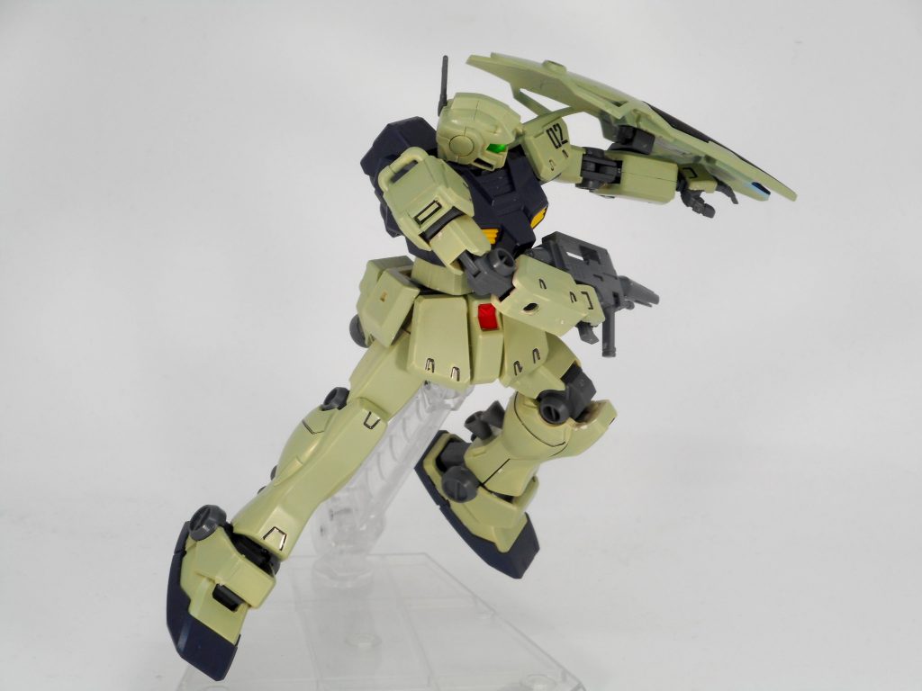 ポーズ3
初代での振り向き撃ち