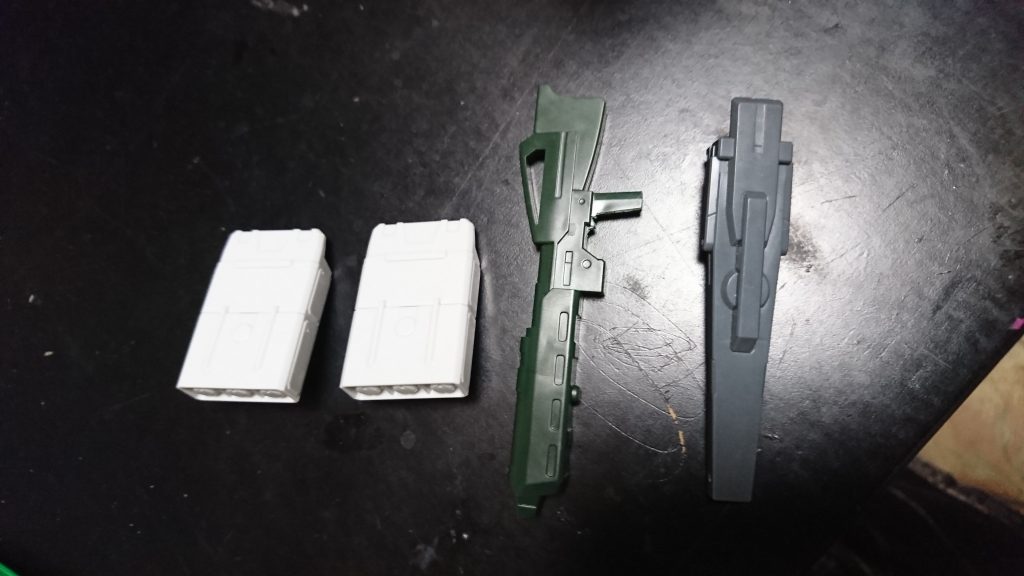 武装はジムⅢ、ユニコーンズサ、GNアーチャーから流用しました(n‘∀‘)η