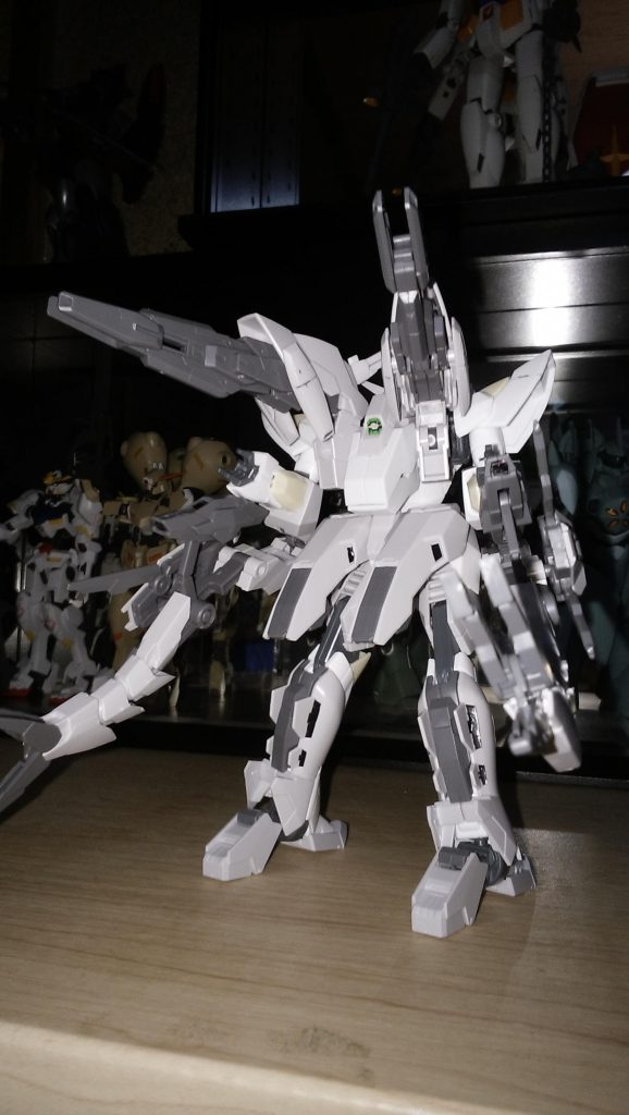 とりあえず一通り変形させました
ってことでキャノン形態です、固定砲台みたいなものですかね？