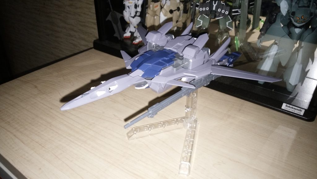 ウェイブライダー形態はパーツの付け替えが手間ですね、けど格好いいからよし！

「そう、皆囚われているんだ………決して解けない血の呪縛にな……」