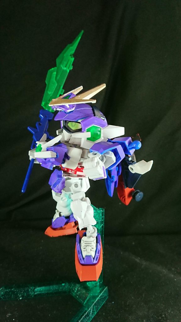 クアンタムバースト状態にすることで必殺技発動前
鉄機力増幅装置 最光閃力《ジェネレーター ライトニング》
薙刀もソードビットを取り付けバスターソードモードに