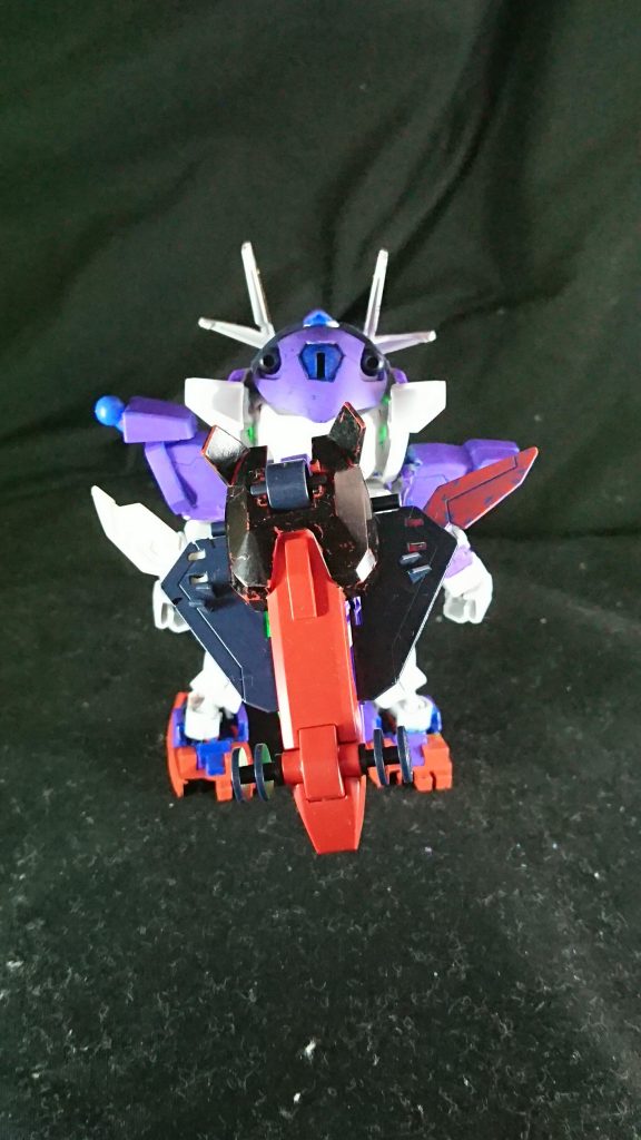 少し斗機丸時代にシルエットが近づきます