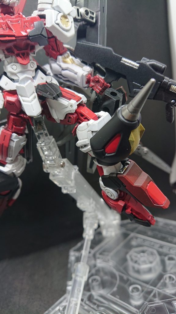 ガオガイガーのドリルニーをイメージ