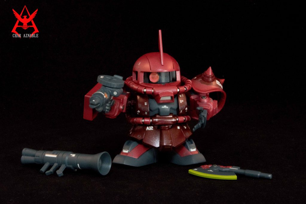 武装はマシンガン、バズーカ、ヒートホークです